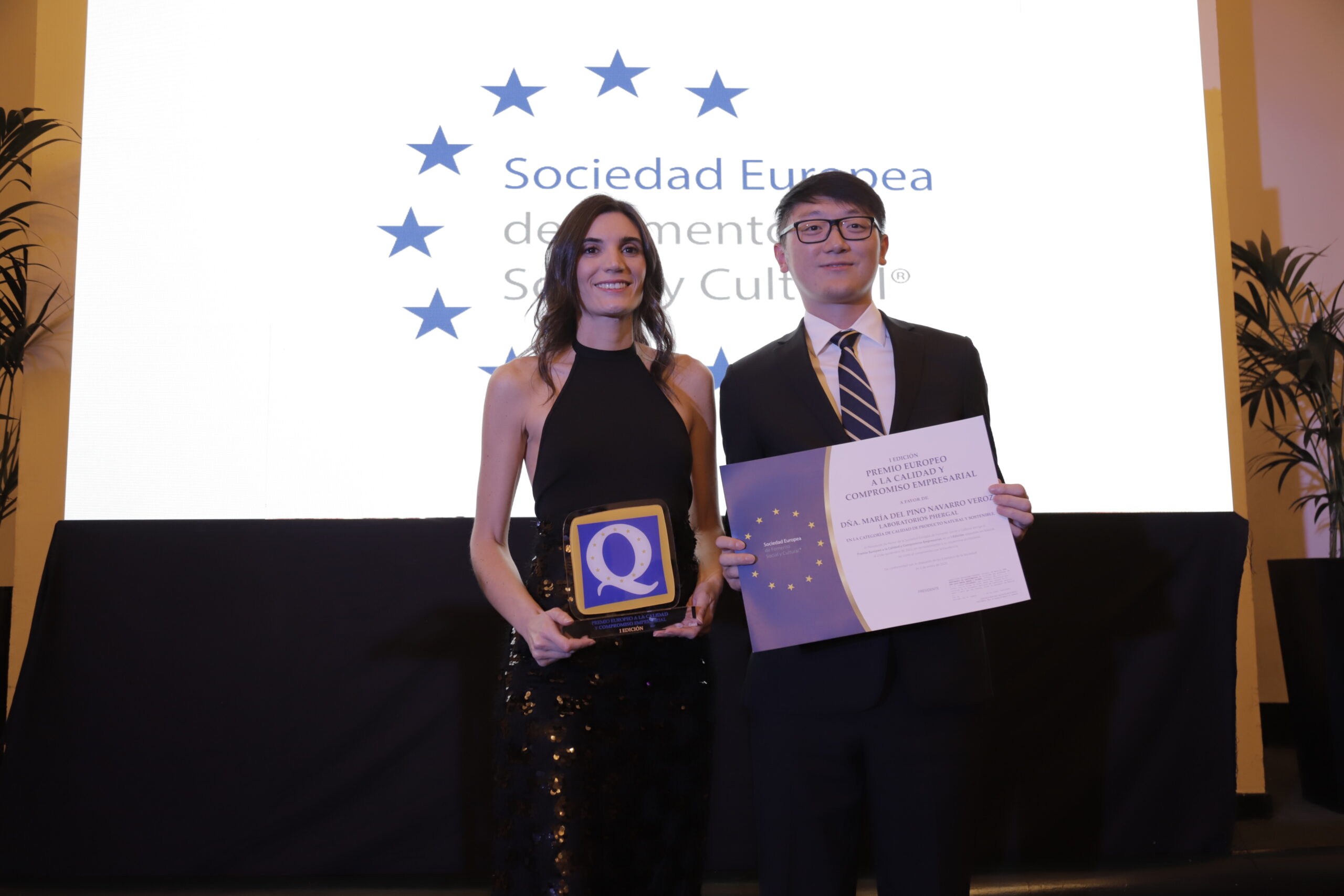 Dr. Tree receives the European Award for Quality and Business Commitment